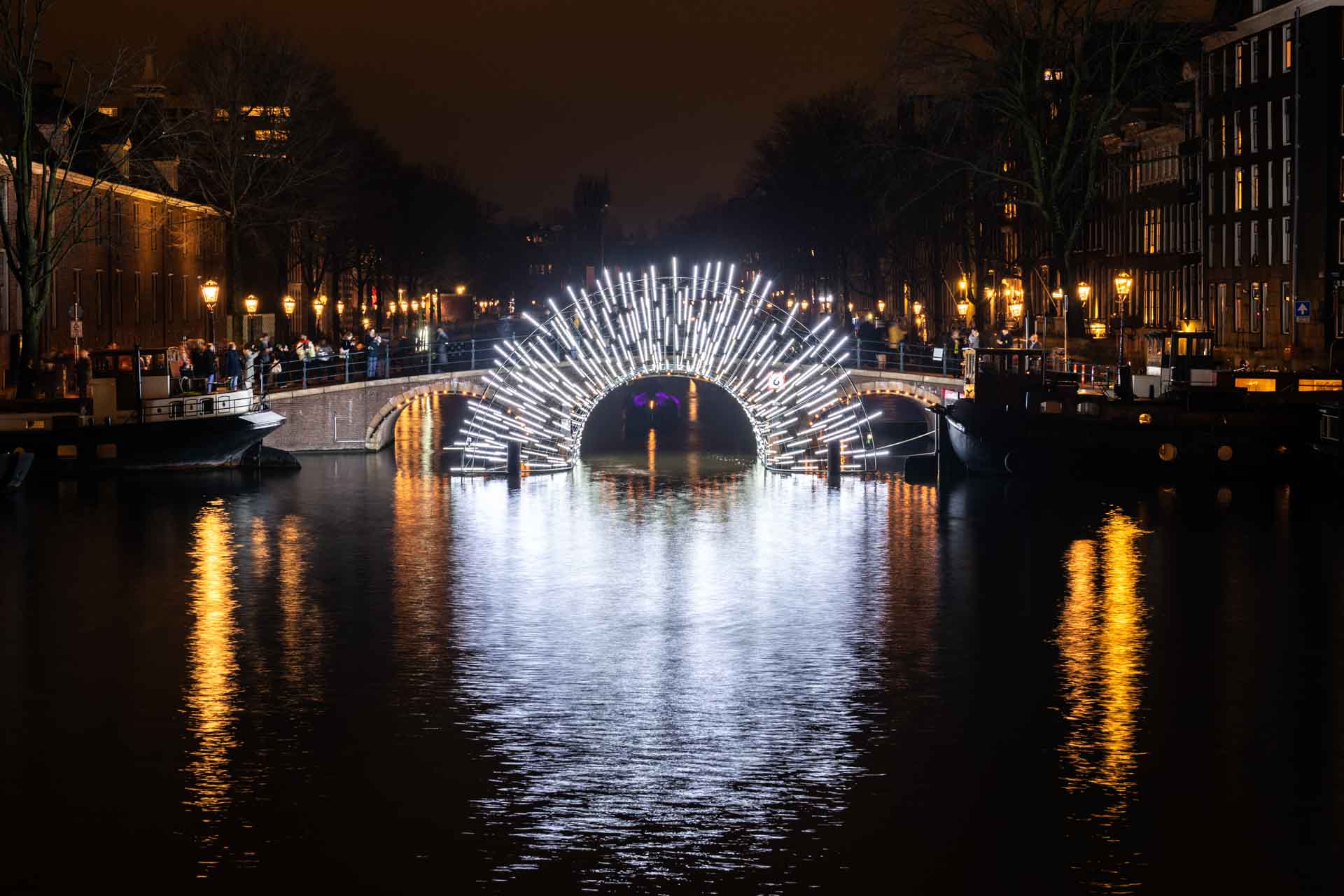 Amsterdam Light Festival highlight wholy hole