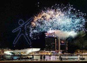 vuurwerkshow en droneshow fotograferen ADAM toren Amsterdam